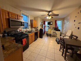 852 Saratoga St, Unit 2 in Boston, MA - Building Photo