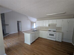 1995 Holly Cove Rd in Cumming, GA - Building Photo - Building Photo