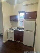 59 S Huntington Ave in Boston, MA - Building Photo