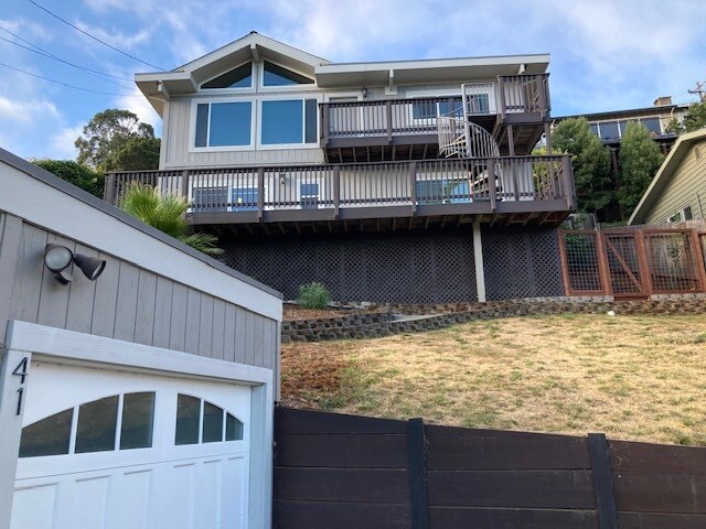 41 Martens Blvd in San Rafael, CA - Building Photo - Building Photo