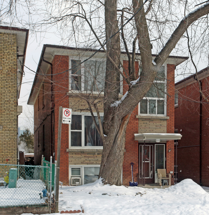 81 Albert Ave in Toronto, ON - Building Photo