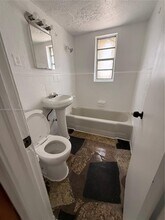 1306 NW 61st St in Miami, FL - Building Photo - Building Photo