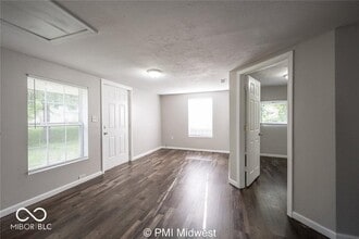 1519 E Mills Ave in Indianapolis, IN - Building Photo - Building Photo