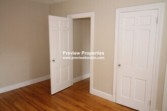 97 Strathmore Rd, Unit 7P in Boston, MA - Foto de edificio - Building Photo