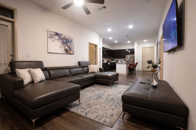 8877 Frankway Dr