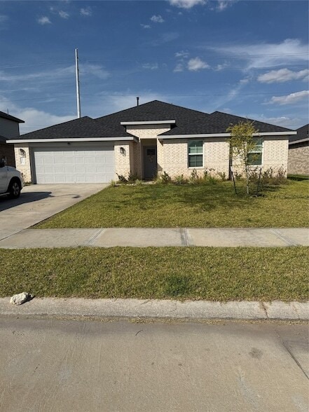 property at 31514 Avebury Lake Ln