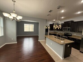 1527 Acadia Harbor Pl in Brandon, FL - Building Photo - Building Photo