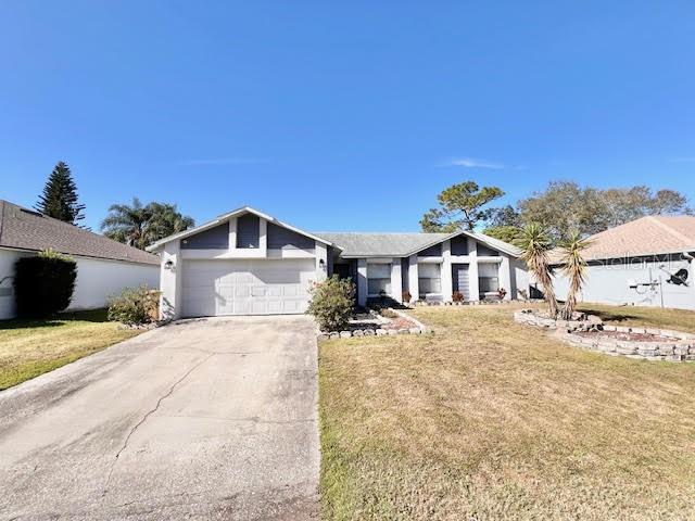 613 Bayport Dr in Kissimmee, FL - Building Photo