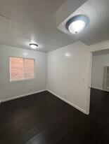 3711 S Western Ave in Los Angeles, CA - Building Photo