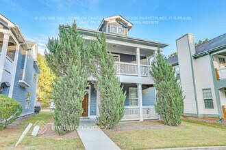 1307 Sweetbriar Cir in East Point, GA - Building Photo - Building Photo