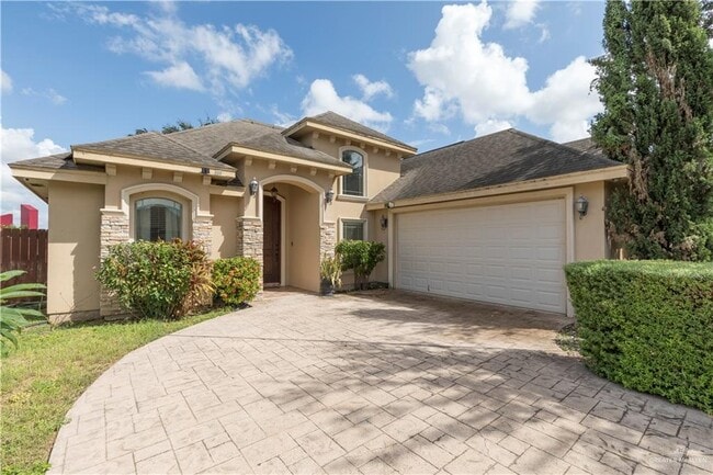 15 Toronto Ave in McAllen, TX - Building Photo - Building Photo