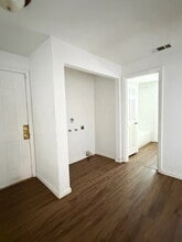 3822 Haywood St in Sacramento, CA - Building Photo - Building Photo