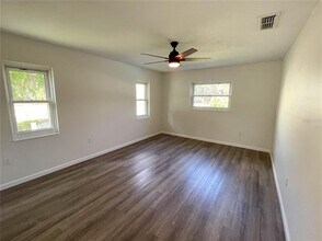 2547 Wood Oak Dr in Sarasota, FL - Building Photo - Building Photo