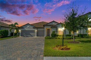 19828 Beverly Park Rd in Estero, FL - Building Photo