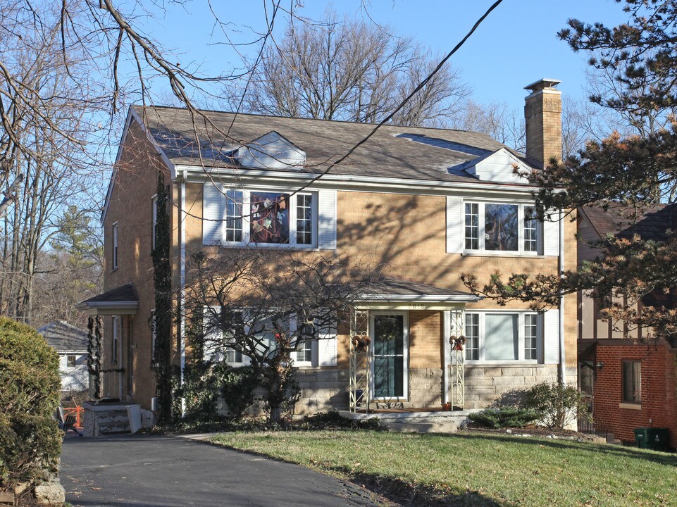 2818 Temple Ave in Cincinnati, OH - Foto de edificio