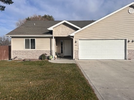 1707 Dora Dr N in Twin Falls, ID - Building Photo