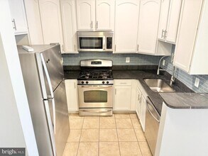 2304 Margraf Cir in Woodbridge, VA - Building Photo - Building Photo