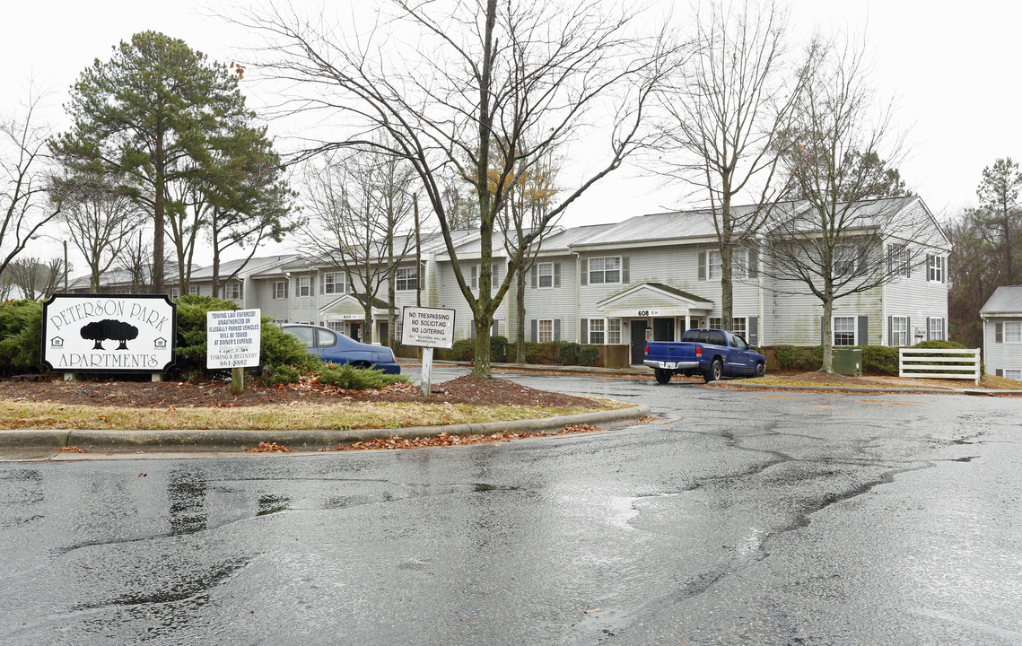 Peterson Park Apartments in Raleigh, NC - Building Photo