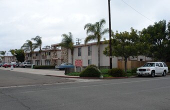 Tuscany Villas Apartments in San Diego, CA - Building Photo - Building Photo