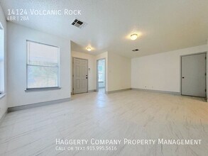14124 Volcanic Rock Dr in El Paso, TX - Building Photo - Building Photo