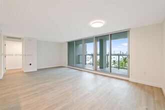 1504 Bay Rd, Unit N-1208 in Miami Beach, FL - Building Photo - Building Photo