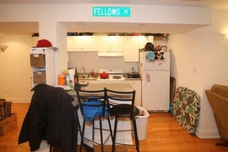 1434 W Belle Plaine Ave, Unit M01H in Chicago, IL - Building Photo - Building Photo