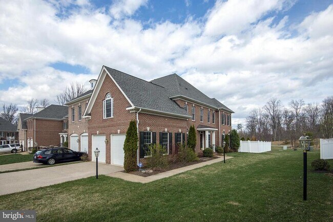 43620 Merchant Mill Terrace in Leesburg, VA - Building Photo - Building Photo