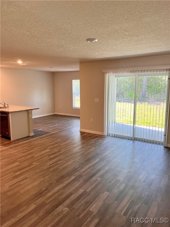 property at 6652 N Bedstrow Blvd