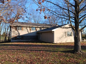 14860 S Henry Ln in Ashland, MO - Building Photo - Building Photo