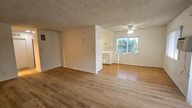 1130 N Fuller Ave, Unit 5 in West Hollywood, CA - Building Photo - Building Photo