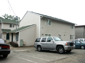 8826 Delridge Way SW in Seattle, WA - Building Photo