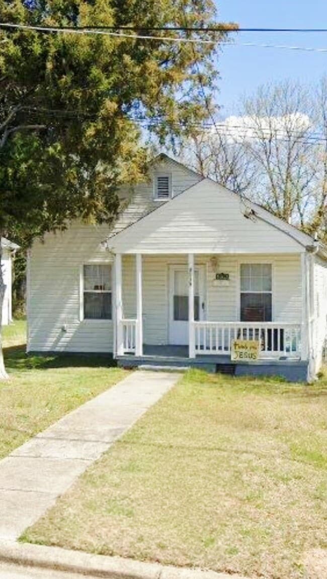 property at 4119 Rosa St