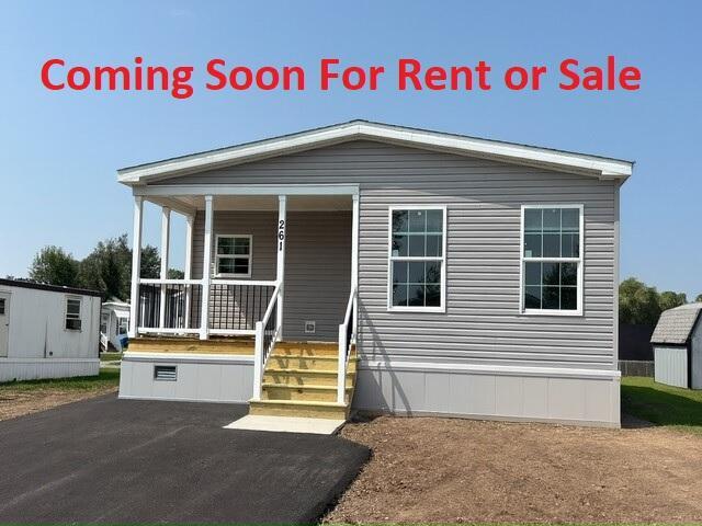 property at 261 Crestwood Dr