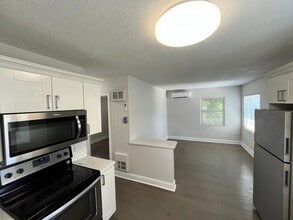 1319 Oregon St in Orlando, FL - Building Photo - Building Photo