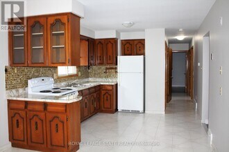69 Adair Ave N in Hamilton, ON - Building Photo - Building Photo