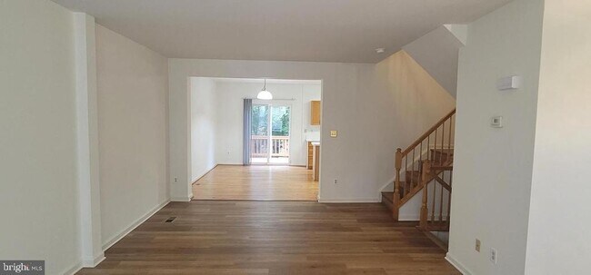 46858 Lawnes Creek Terrace in Sterling, VA - Building Photo - Building Photo