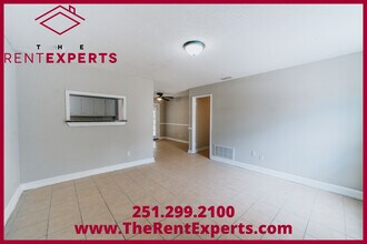 2551 Farnell Dr in Mobile, AL - Building Photo - Building Photo