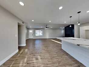 1126 E Marny Rd in Tempe, AZ - Building Photo - Building Photo