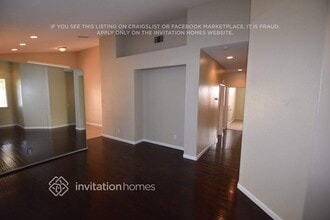 12037 Reichling Ln in Whittier, CA - Foto de edificio - Building Photo