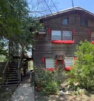 16142 Spring Branch Trail in Austin, TX - Building Photo