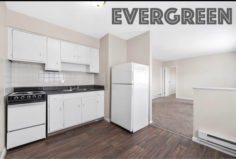 800 Harrisburg Pike, Unit 1-1 E in Columbus, OH - Building Photo