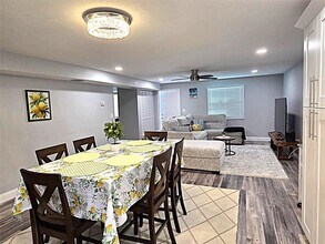 5105 Tangerine Ave S in Gulfport, FL - Building Photo - Building Photo