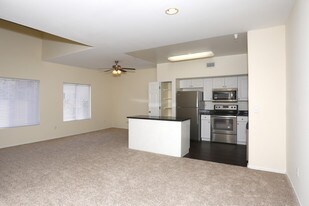 Camden Vineyards in Murrieta, CA - Building Photo