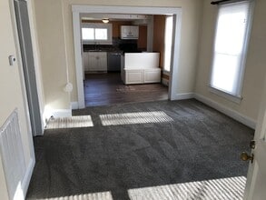 404 N 4th St in Mebane, NC - Building Photo - Building Photo