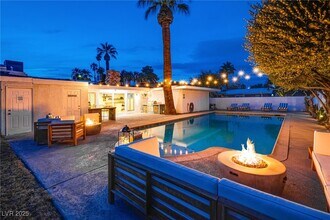 1321 S 7th St in Las Vegas, NV - Building Photo - Building Photo