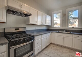 1777 N Gower St-Unit -#2 in Los Angeles, CA - Building Photo - Building Photo