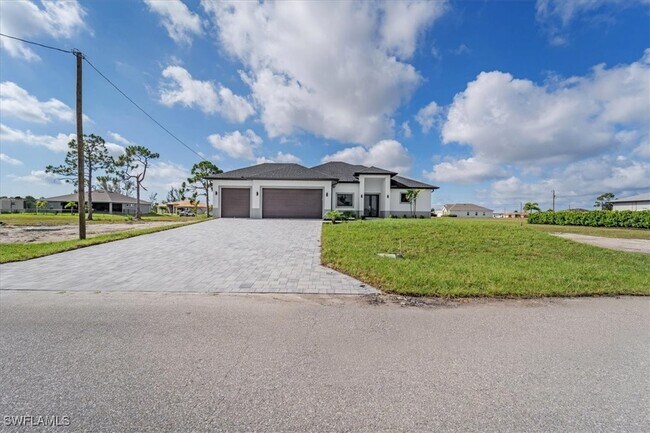 3234 NW 21st Terrace in Cape Coral, FL - Building Photo - Building Photo