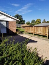 112 Southglen Rd in Terre Haute, IN - Building Photo - Building Photo