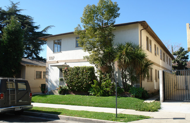 507 Granada St in Glendale, CA - Building Photo - Building Photo