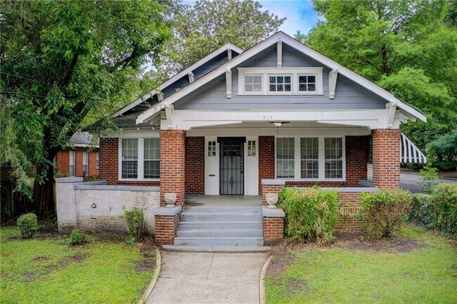 property at 517 East Ave